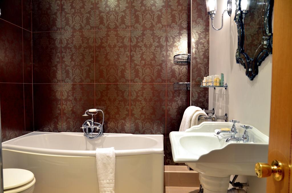 La Haule Manor Hotel St Aubin Room photo